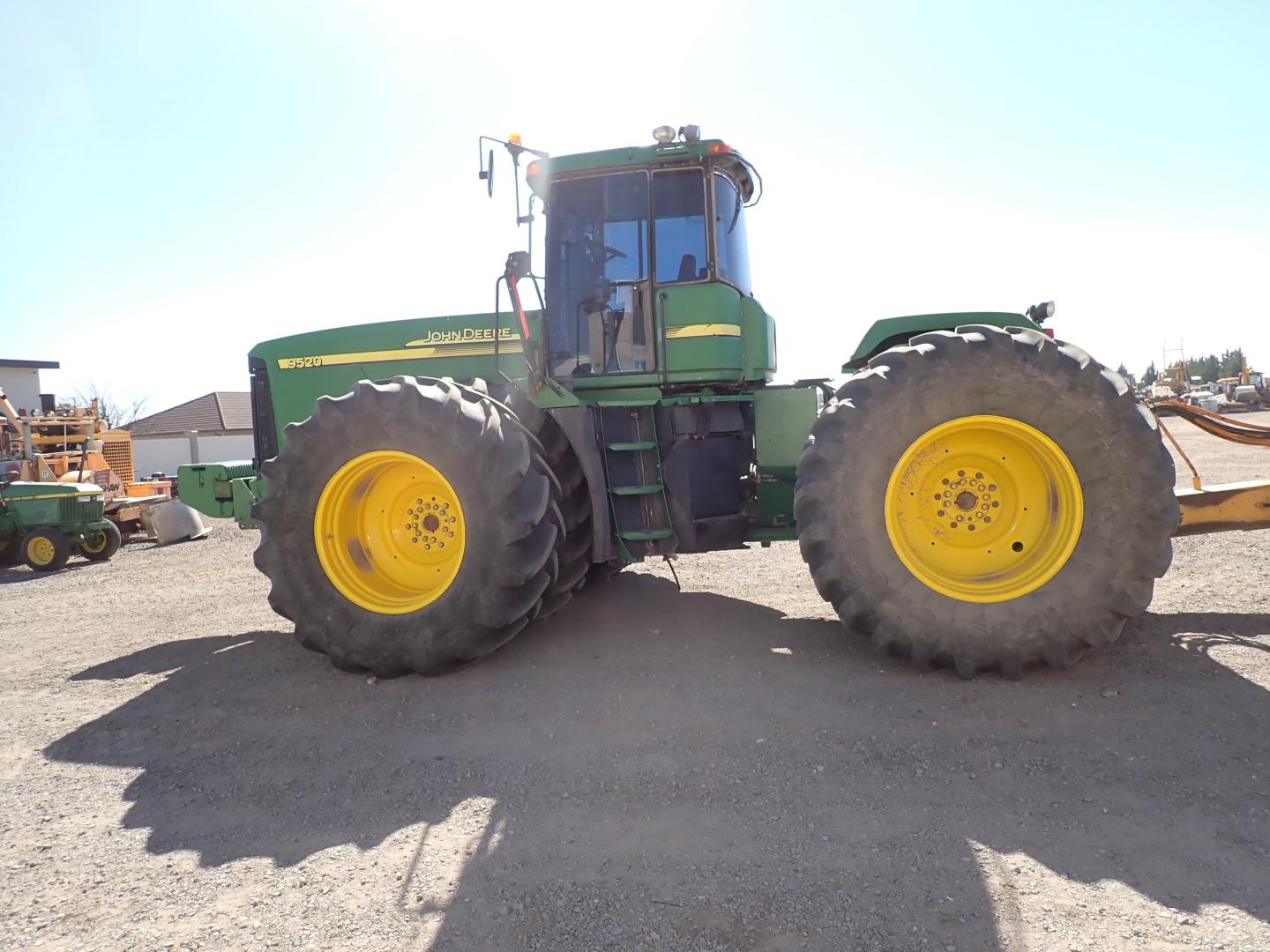 ./imagenes/INVOICE/2019/16500/TRACTOR JOHN DEERE_9520 (1).JPG